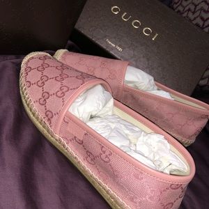 gucci pink slip on shoes